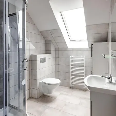 Goscinne Topola קודובה-זדרוי