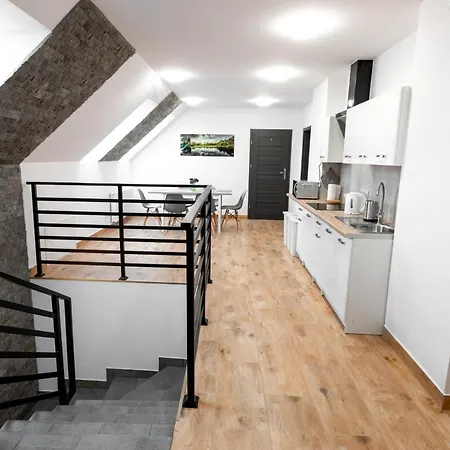 Goscinne Topola קודובה-זדרוי